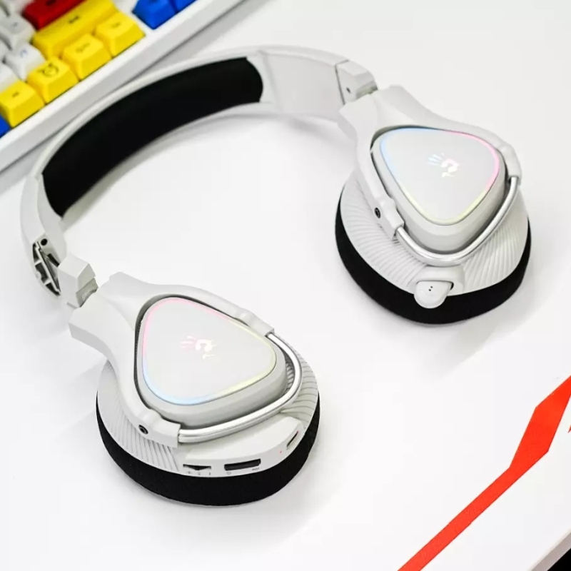 Bloody MR710 Wireless 3-in-1 RGB Gaming Headset - White